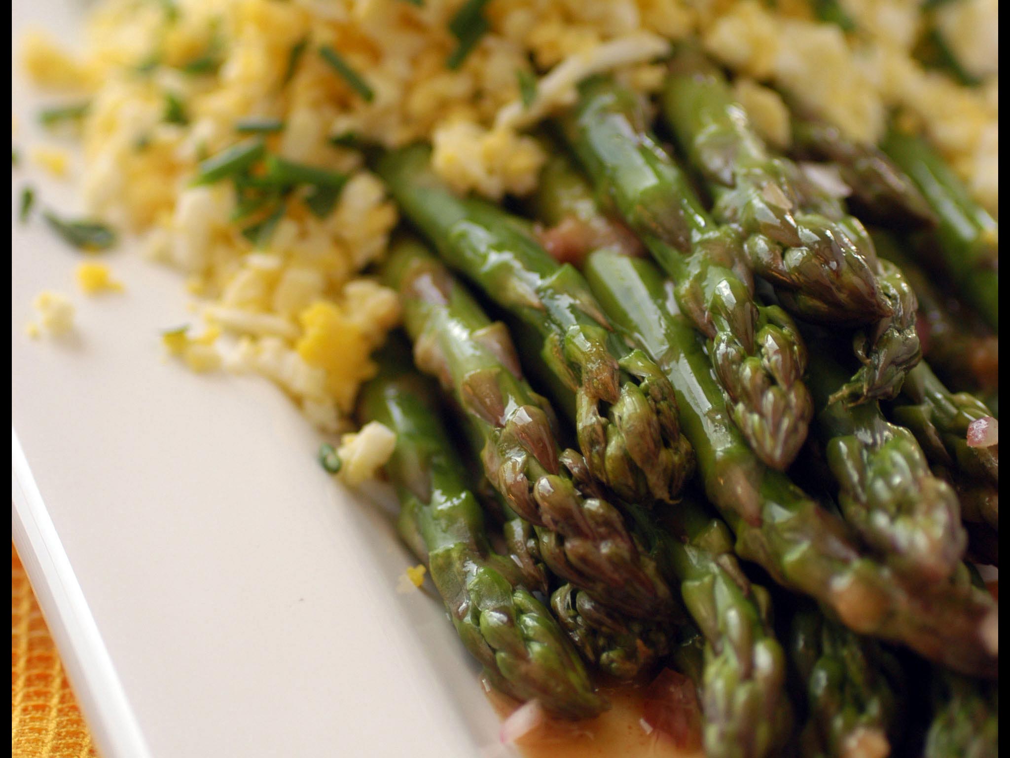 Recipe: <!-- -->Asparagus with Mustard-Herb Vinaigrette<!-- --> | Whole Foods Market