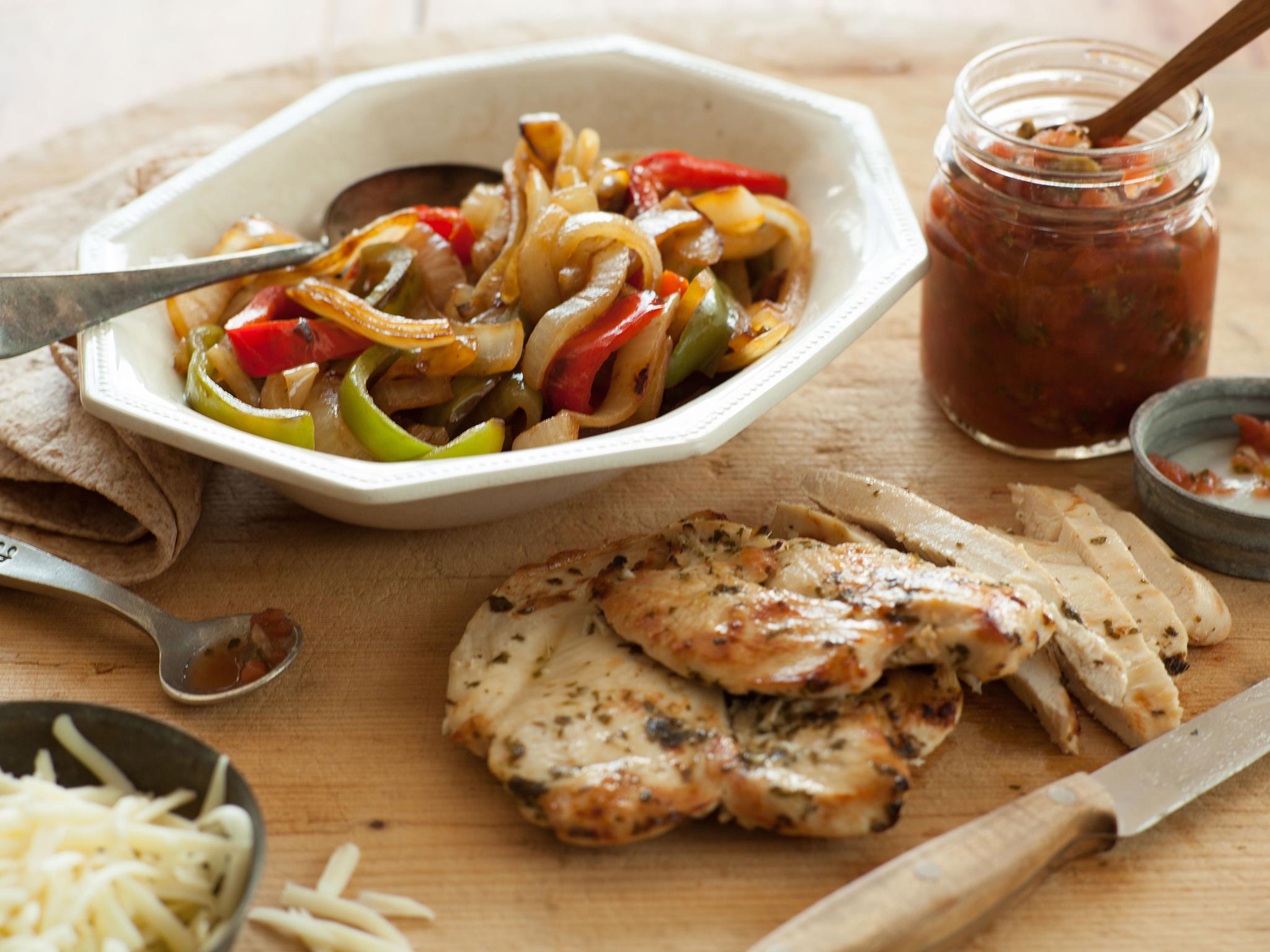 Recipe: <!-- -->Easy Chicken Fajitas<!-- --> | Whole Foods Market