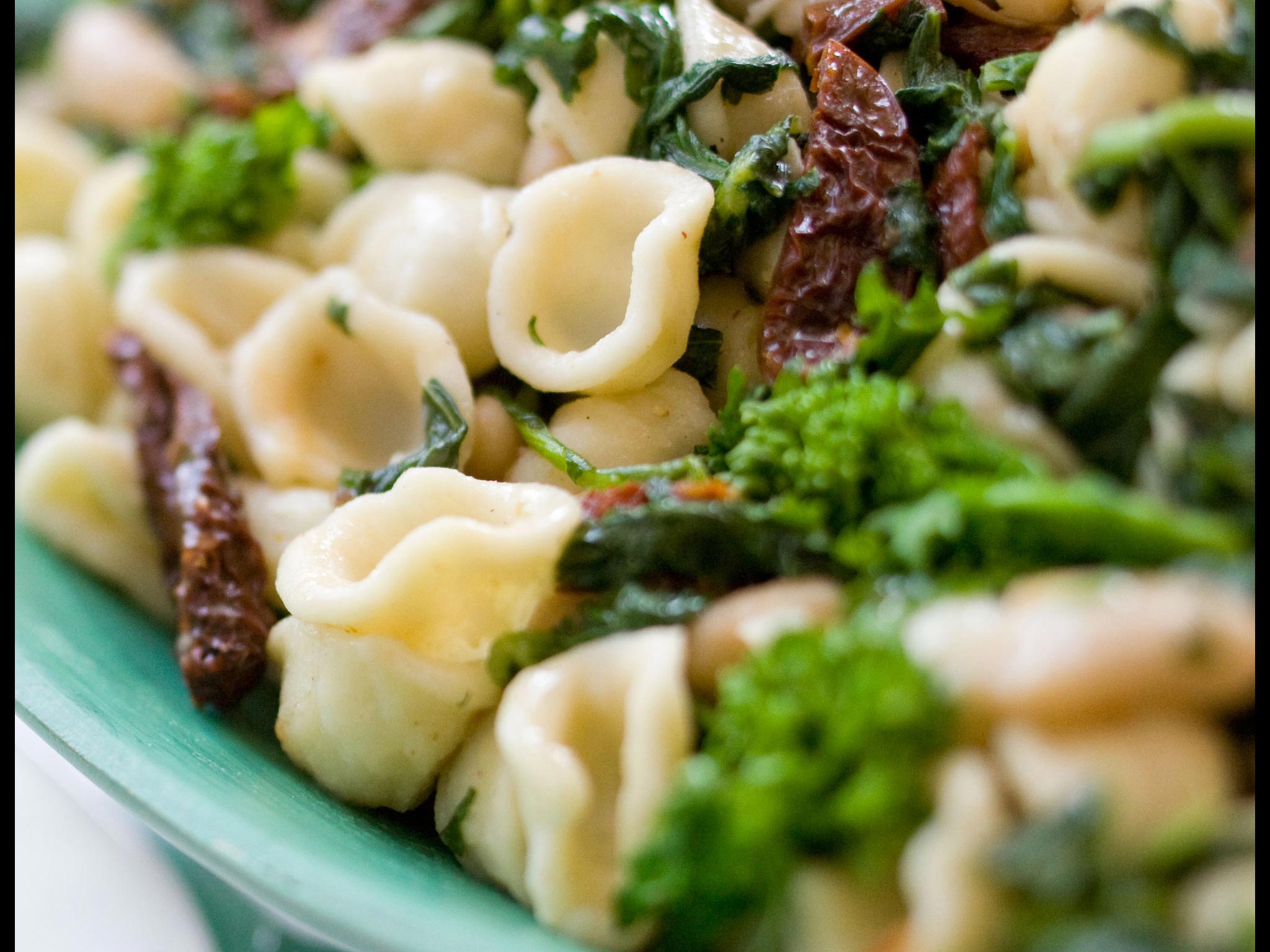Recipe Orecchiette with Broccoli Rabe, SunDried Tomatoes and White