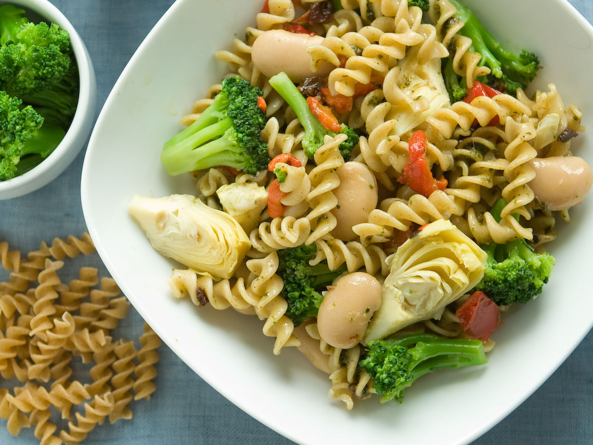 Recipe: <!-- -->Whole Wheat Pasta with Pesto and Artichokes<!-- --> | Whole Foods Market