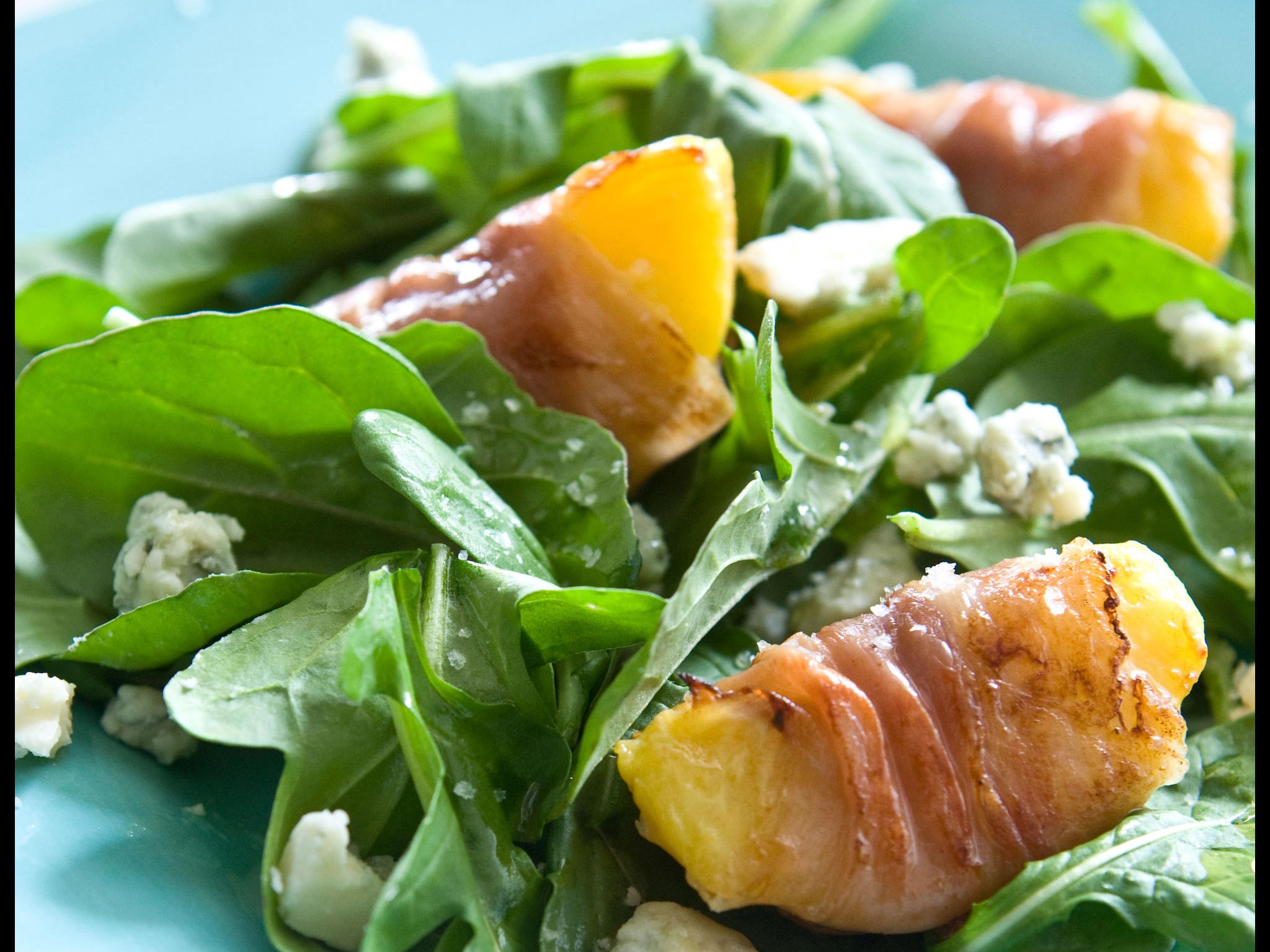 Recipe: <!-- -->Arugula Salad with Peaches and Blue Cheese<!-- --> | Whole Foods Market