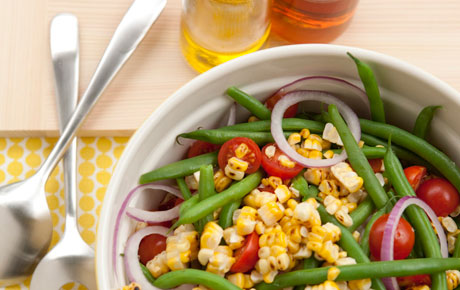 Recipe: <!-- -->Grilled Corn Salad with Green Beans and Tomatoes<!-- --> | Whole Foods Market