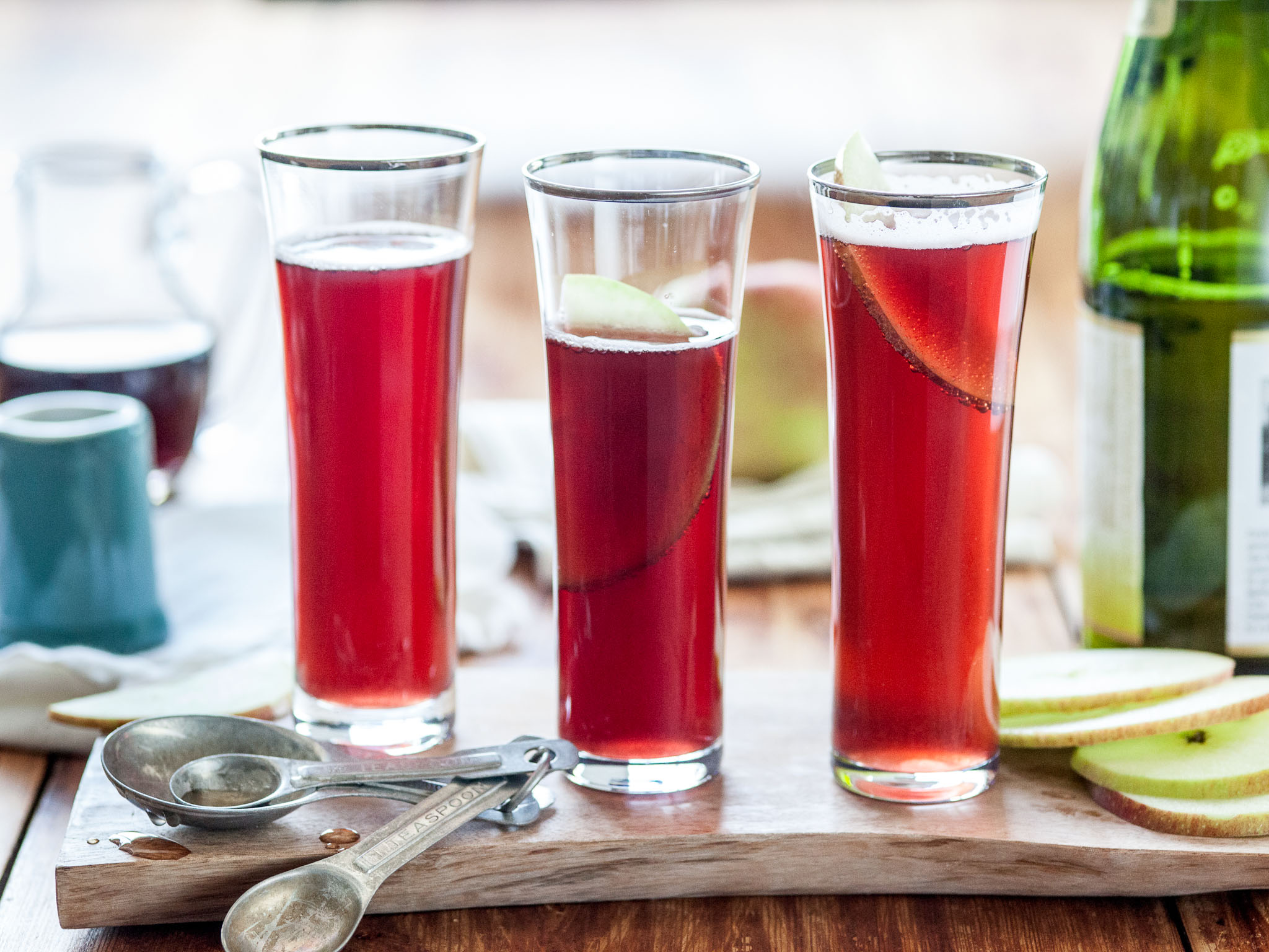 Recipe: <!-- -->Apple-Pomegranate Fizz<!-- --> | Whole Foods Market