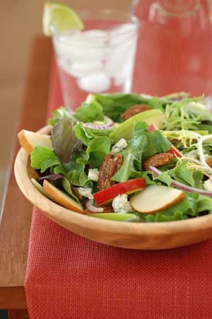 Recipe: <!-- -->Apple, Pear and Candied Pecan Salad<!-- --> | Whole Foods Market