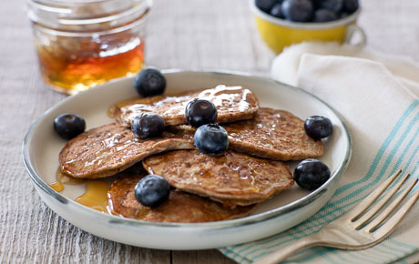 Recipe: <!-- -->Three-Ingredient Banana Pancakes<!-- --> | Whole Foods Market