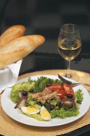 Recipe: <!-- -->Salade Niçoise<!-- --> | Whole Foods Market