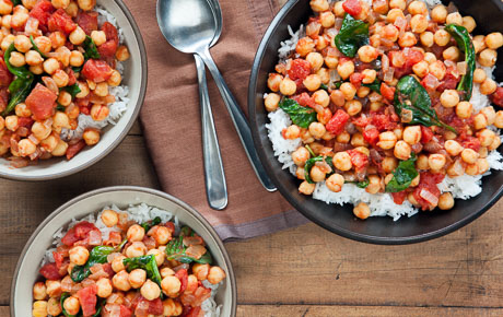Recipe: <!-- -->Tamarind Spiced Chickpeas and Spinach<!-- --> | Whole Foods Market